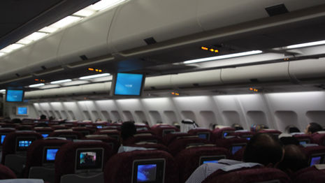 ¿SABES CUÁNTO CUESTA "PORTARSE MAL" EN UN AVIÓN?