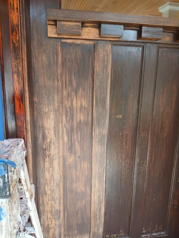 The Benefits of Front Door Refinishing and Staining