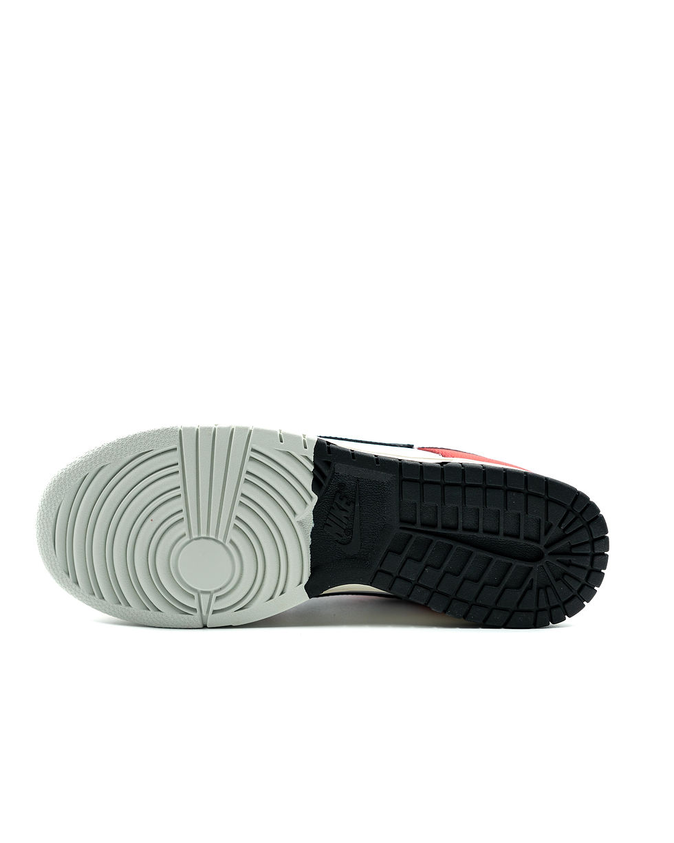 Thumbnail: Nike Dunk Low Chicago Split