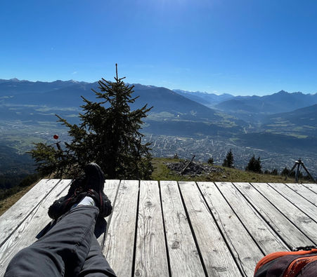 Panorama mit Füßen.jpeg