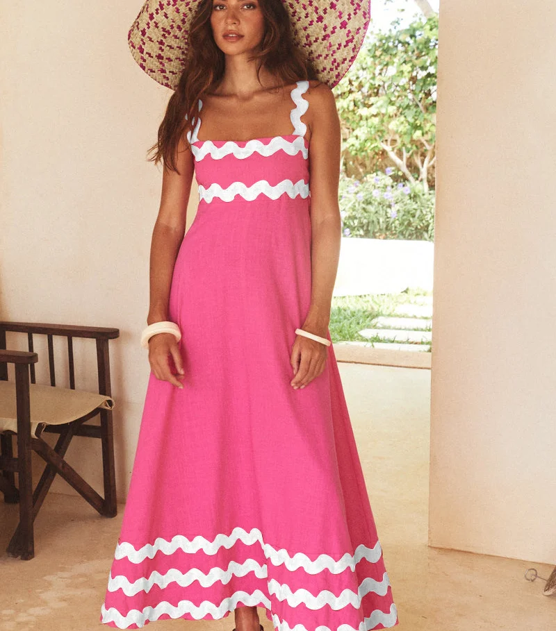 Flowing chiffon maxi dress with floral print, perfect for summer weddings, garden parties, or a touch of bohemian elegance.