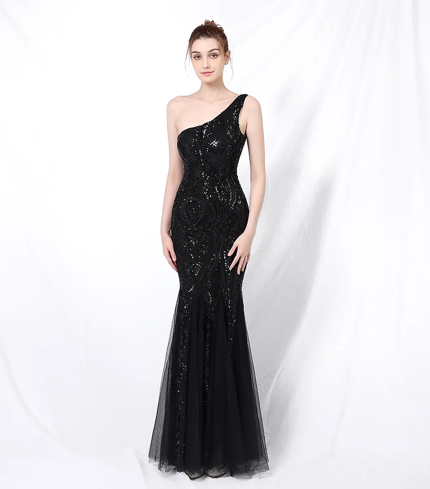 Lace one-shoulder tulle mermaid dress, elegant and sophisticated for a stunning prom look.