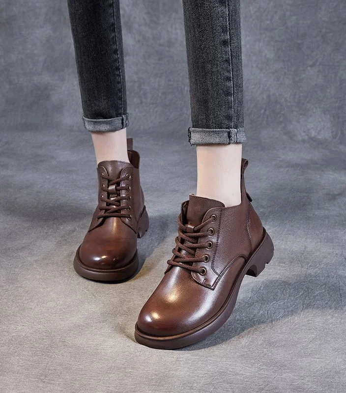 Leather Brit Ankle Boots - Timeless style meets comfort. Elevate your look with these classic and chic leather ankle boots