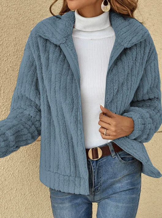 Thumbnail: Douceur d’Hiver – Women's Fleece Lapel Cropped Jacket