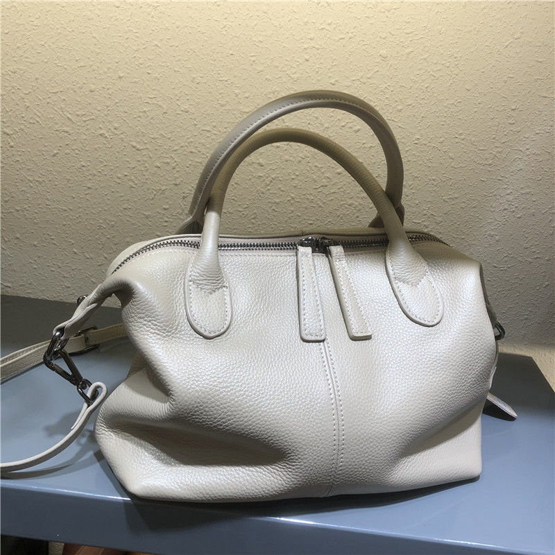 Thumbnail: LegacyHide – Cowhide-Matrix Crossbody Bag