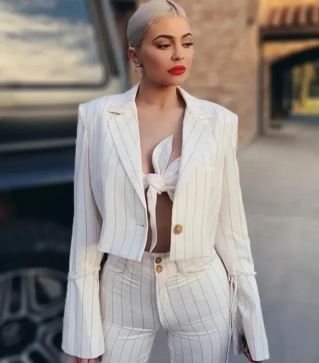 Three-Piece Striped Lapel Blazer Crop Top & Pants Suit - Stylish Three-Piece Suit with Striped Lapel Blazer, Crop Top, and Pants, Perfect for a Fashion-Forward Look