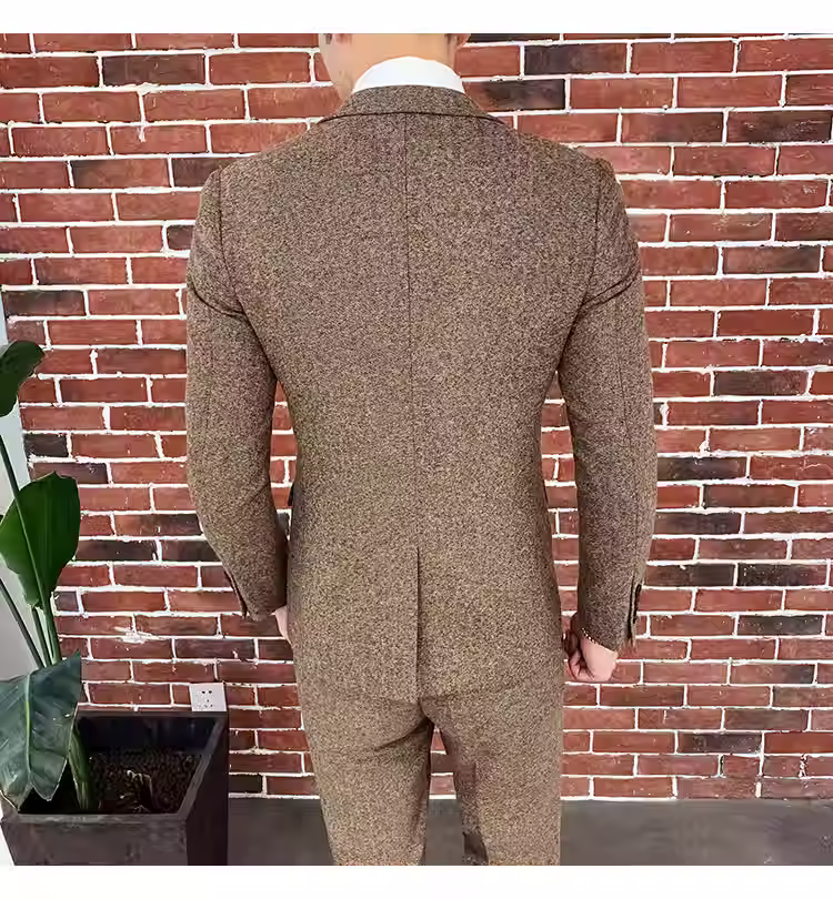 Thumbnail: AuraSuit – Italian Elegance Three-Piece Suit Set