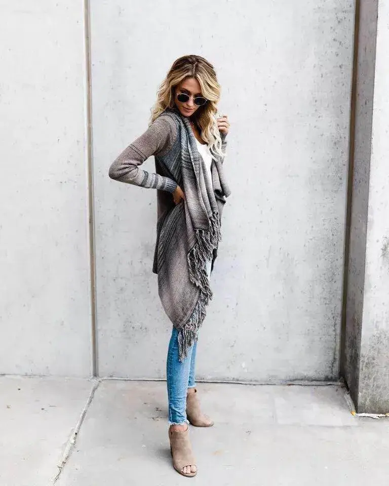 Thumbnail: L’Aura Bohème – Fringe Striped Artisan Poncho