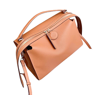 Cowhide Zipper Crossbody Bag – A Stylish Fusion of Cowhide Leather and Chic Design
