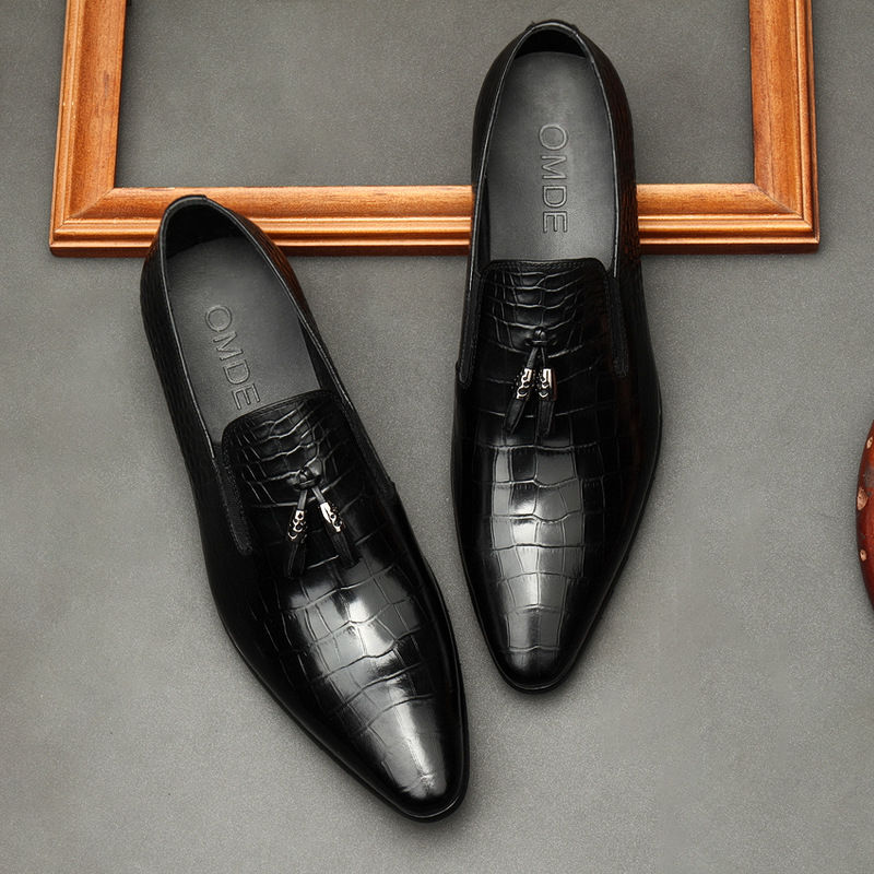 Thumbnail: Estate Lumina – Gilded Italian Sharp-Toe Derbies