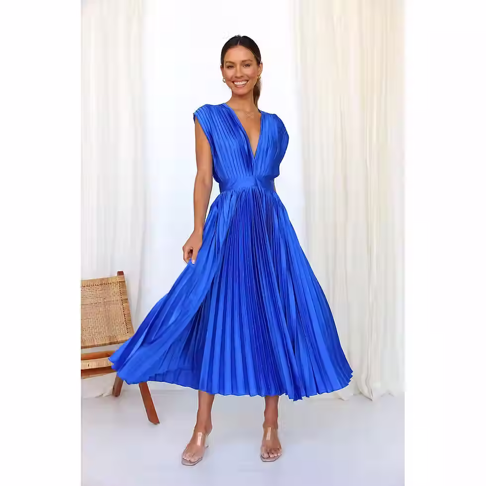 Thumbnail: V-Neck Pleated Loose Midi Dress