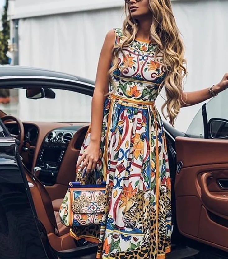 Sleeveless Midi Retro Print Dress – Embrace Timeless Elegance with a Touch of Vintage Charm