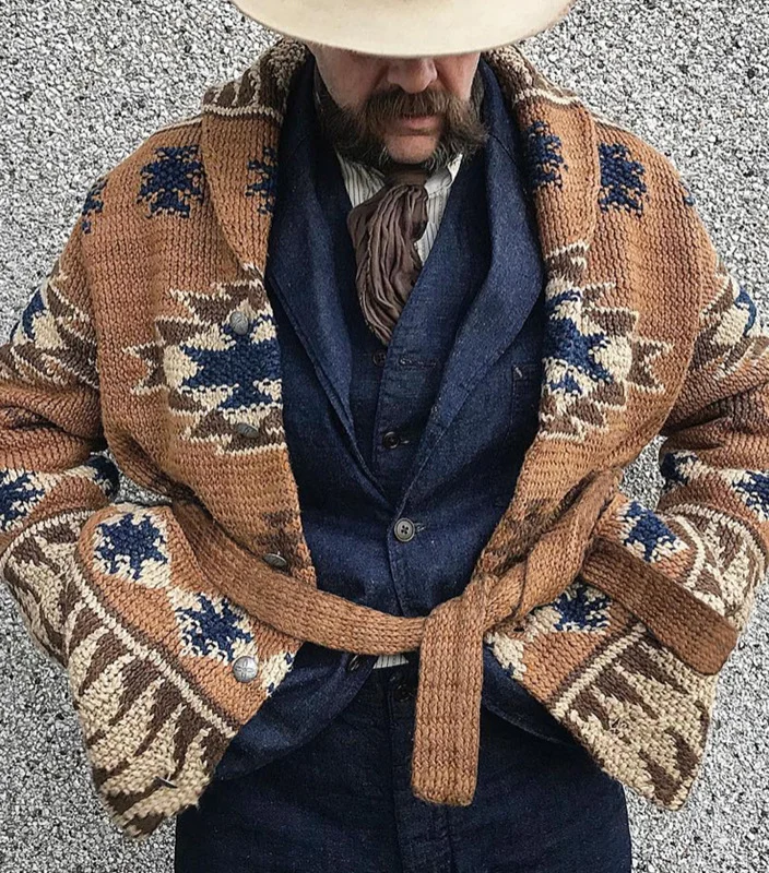 Timeless Elegance: Vintage Jacquard Knit Cardigan - Embrace vintage charm with this beautifully crafted jacquard knit cardigan. 🌼🧥
