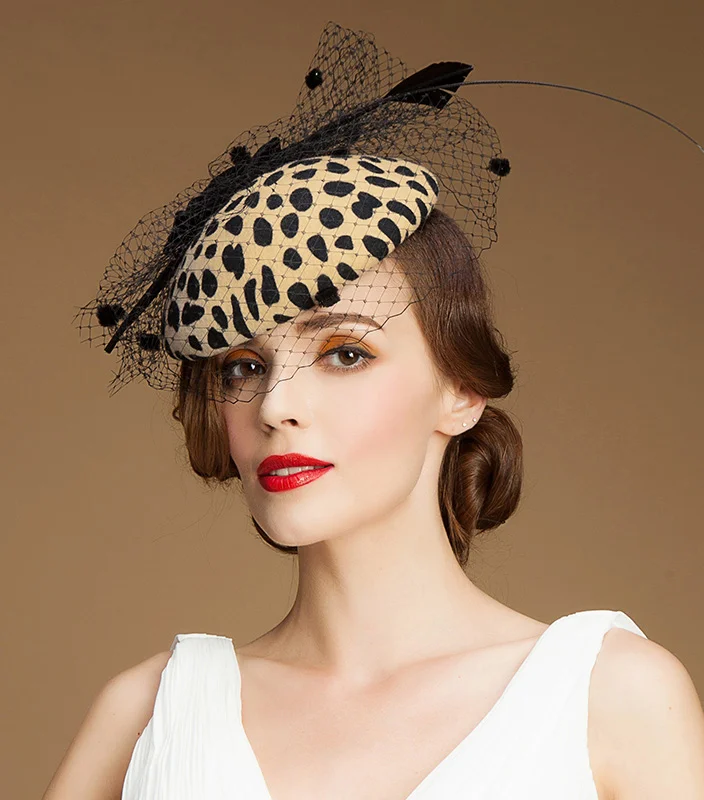 Australian Wool Pillbox Elegant Hat – Timeless Sophistication for a Touch of Vintage Glamour