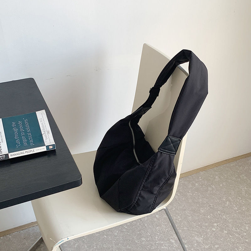 Thumbnail: Large-Capacity Casual Nylon Dumpling Bag