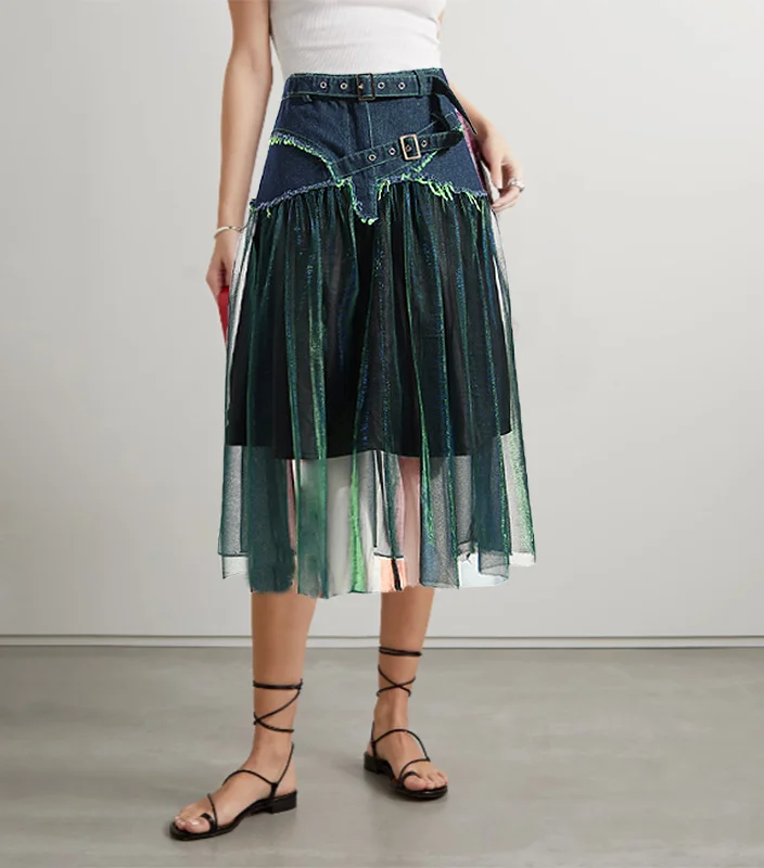 Colorful Mesh Street Chic Denim Skirt – Unleash Your Inner Trendsetter with This Playful and Vibrant Wardrobe Staple