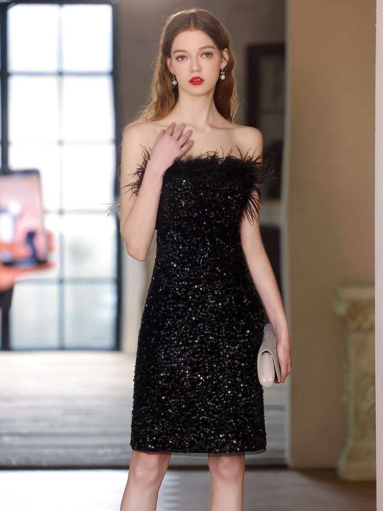 Thumbnail: La Nuit Étoilée – Off-Shoulder Sequin Performance Evening Dress