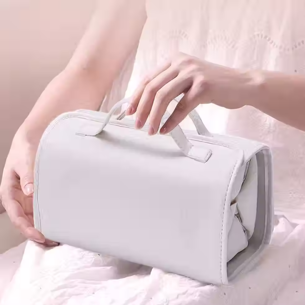 Foldable 4-Compartment Travel Beauty Case