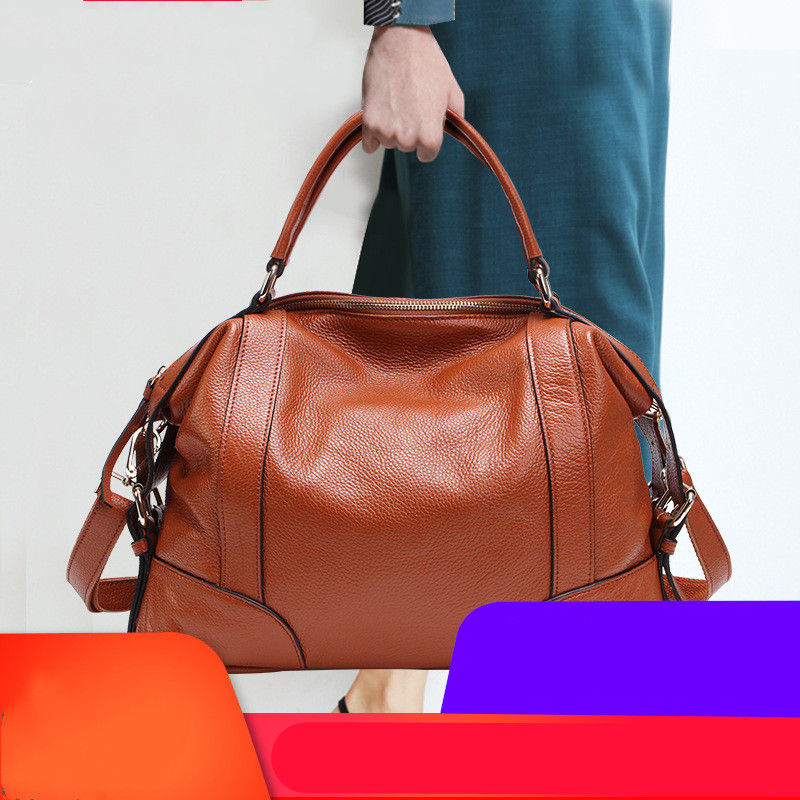 AuraDumpling – Medium Leather Dumpling Bag