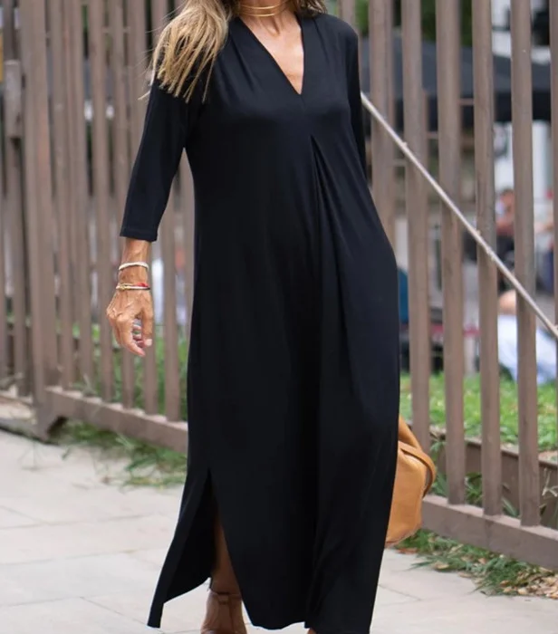 Urban Elegance Slit Dress – Embrace City Vibes with This Stylish and Contemporary Wardrobe Essential