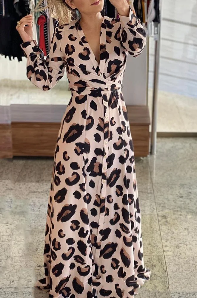 Dazzling Leopard Print Long Sleeve Dress – Unleash Your Wild Side with this Stylish and Bold Fashion Statement