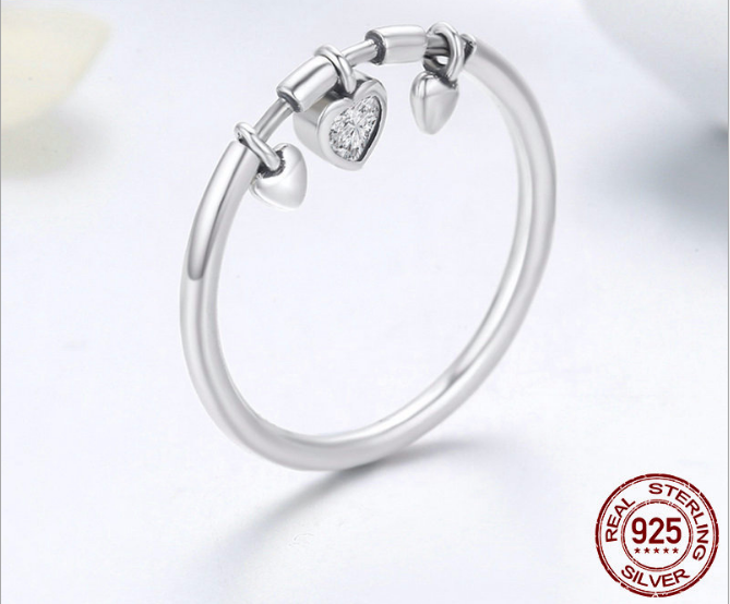 Thumbnail: Cœur de Paris – 925 Sterling Silver Large Heart Zircon Ring