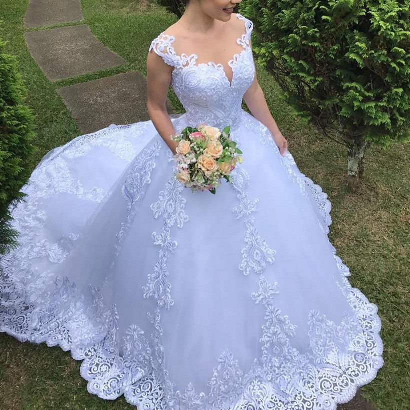 Thumbnail: Lace O-Neck Long Sleeve Wedding Gown