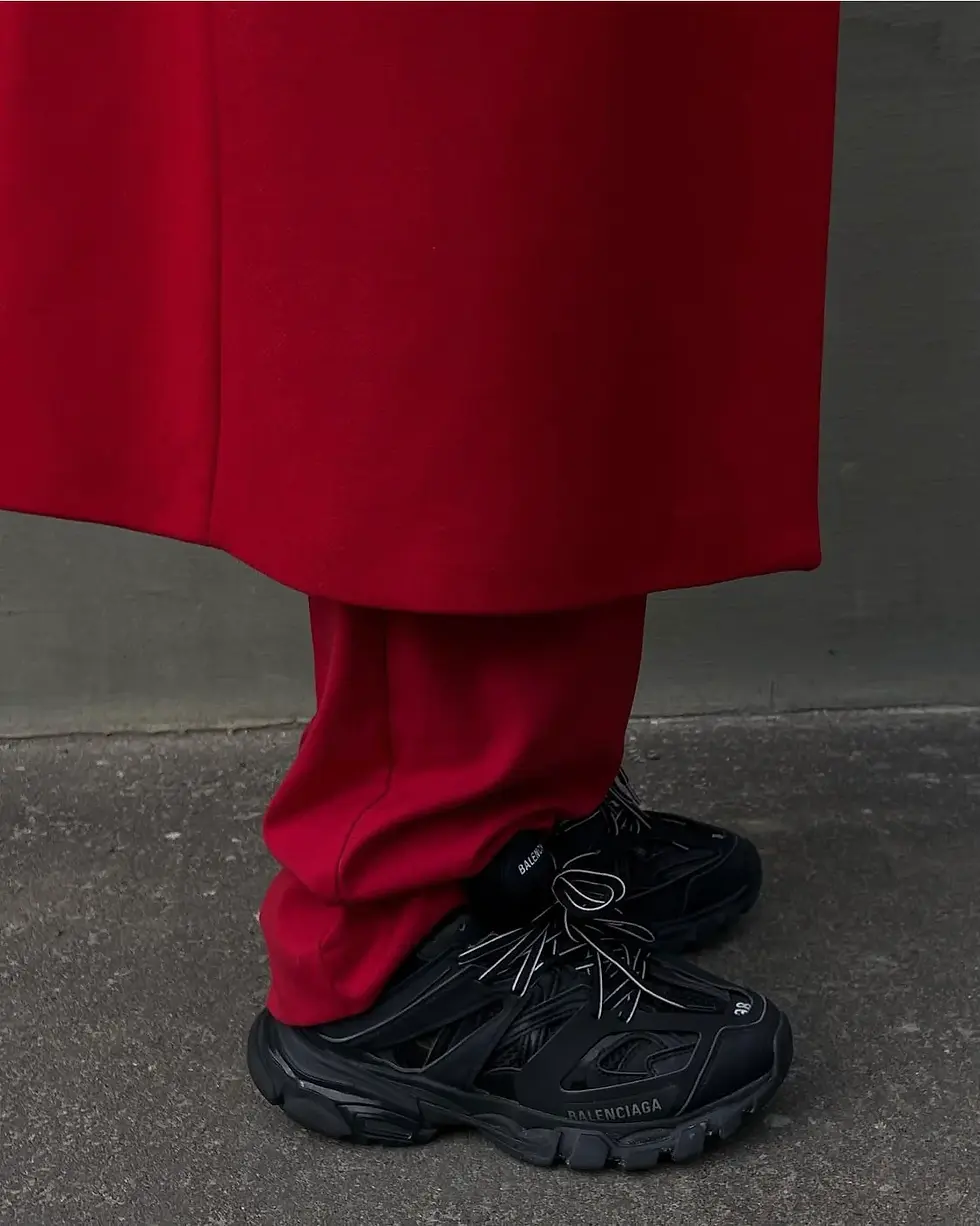 Thumbnail: Fashion Red Long Coat