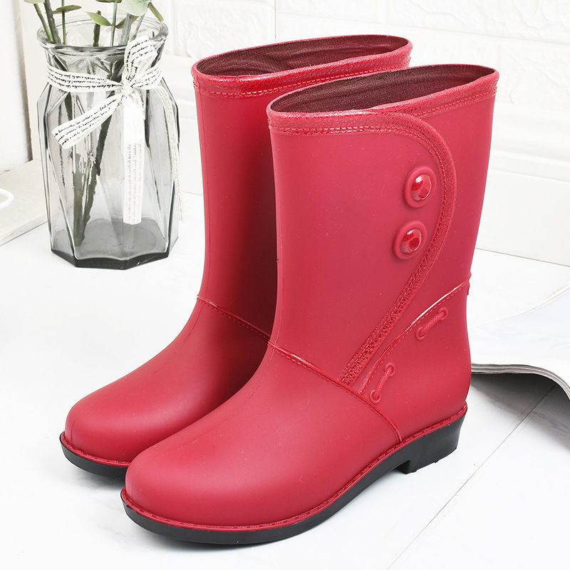 Thumbnail: The Aqua-Comfort – Velvet Padded Rain Boots