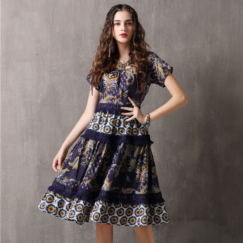 Thumbnail: Retro Lace Stitching Cotton Swing Dress
