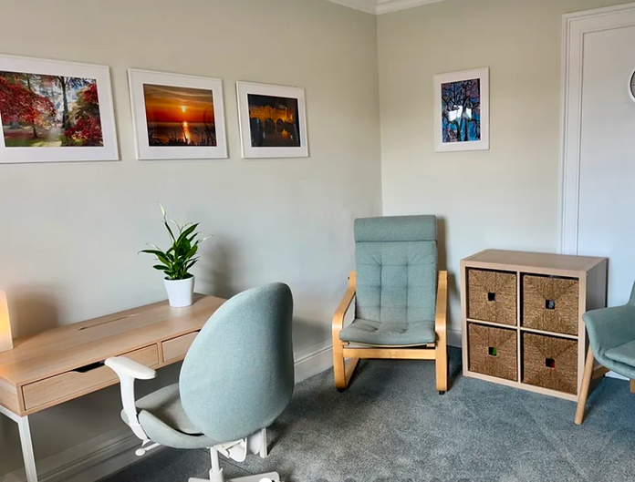 Bath Spine and MSK Physiotherapy Clinic room In Bath
