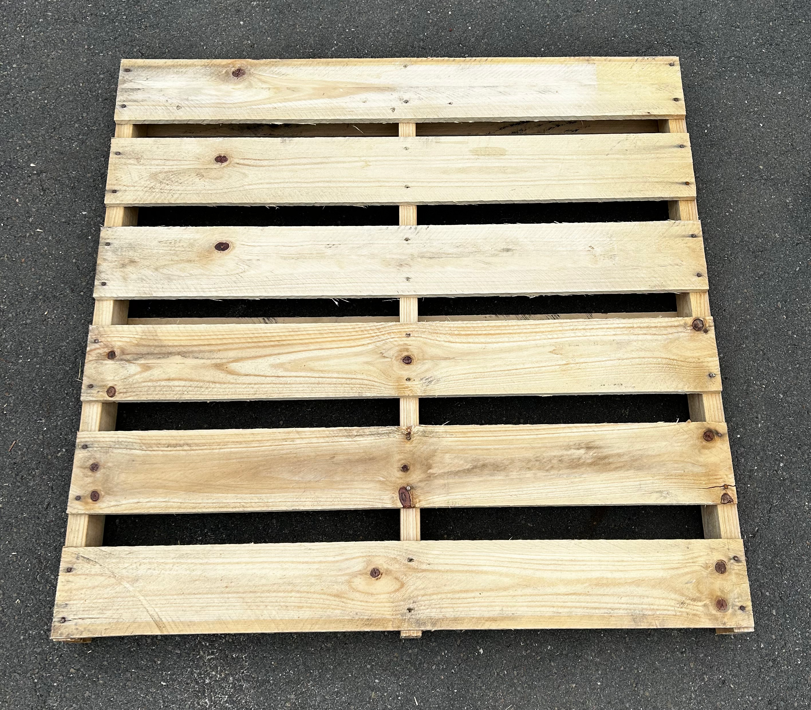 Brand New Light-Weight Pallet