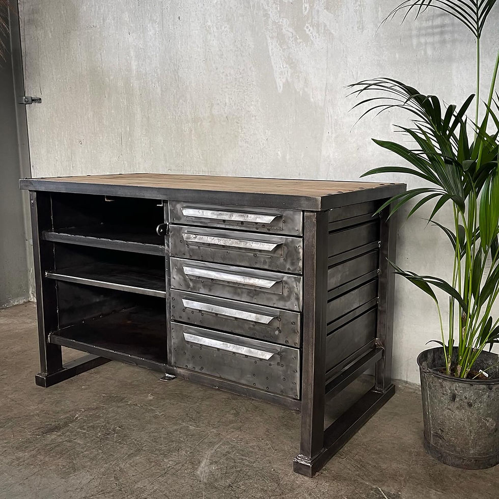 Thumbnail: Stalen werkbank met lades  132 cm
