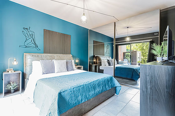 5. IMG_1981 bis con esterni ok.jpg