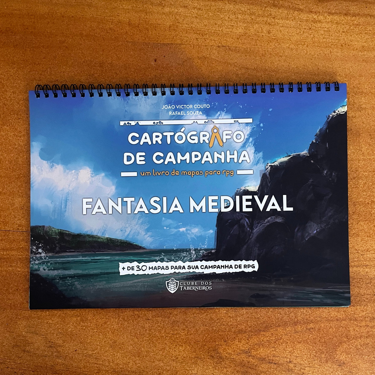 Caderno Cartógrafo de Campanha: Fantasia Medieval com mapas riscáveis para RPG