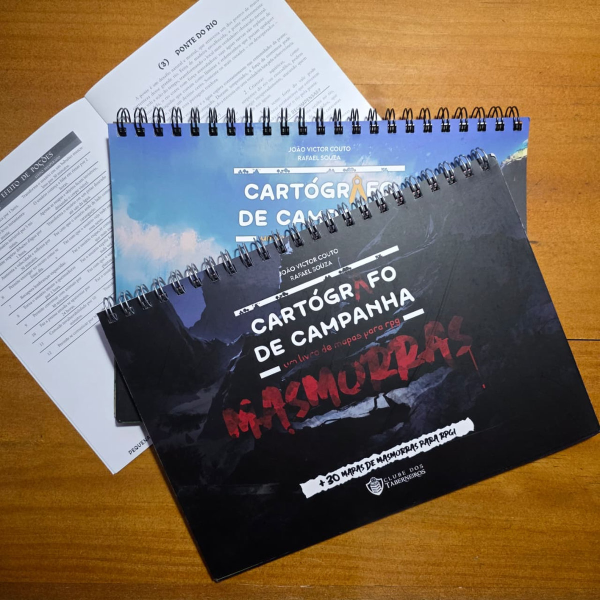 Combo Cartógrafo de Campanha com os cadernos Fantasia Medieval e Masmorras