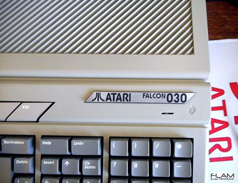 Etiquette Logo remplacement ATARI FALCON 030 computer / Label replacement, NEW