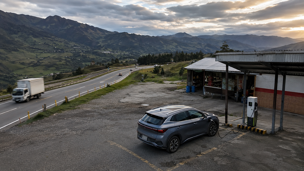 Cargador rápido de baja potencia en una estación de servicio sobre una autopista colombiana andina con un carro eléctrico cargando
