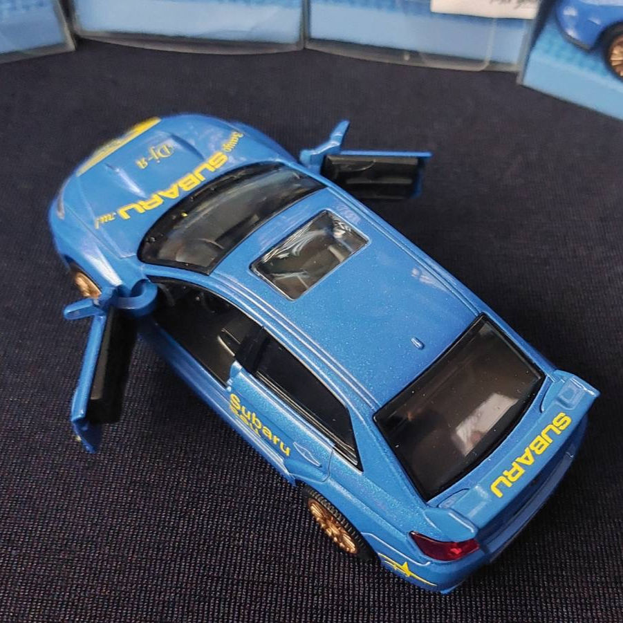 Миниатюра: Метална количка Subaru