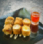 炸细卷寿司配泰式辣椒酱/Fried Hosomaki With Thai Chili Sauce