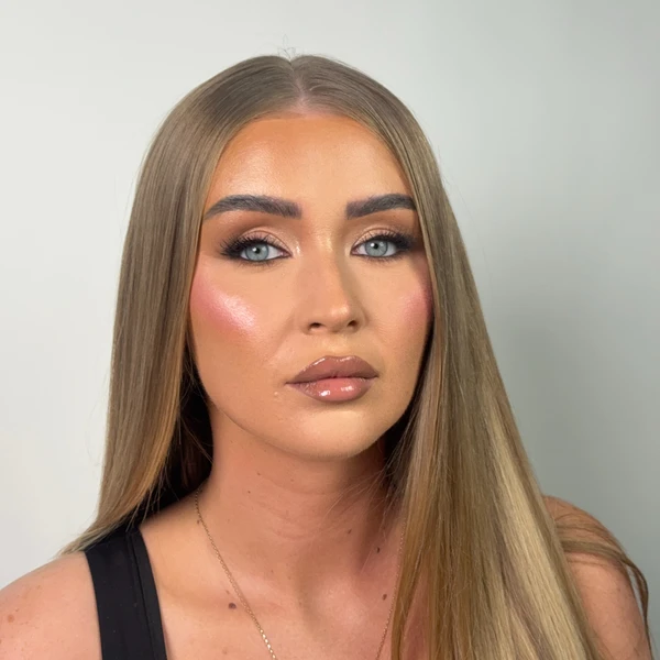 This video includes a breakdown on how to do makeup on mature skin, demonstrating step by step what 