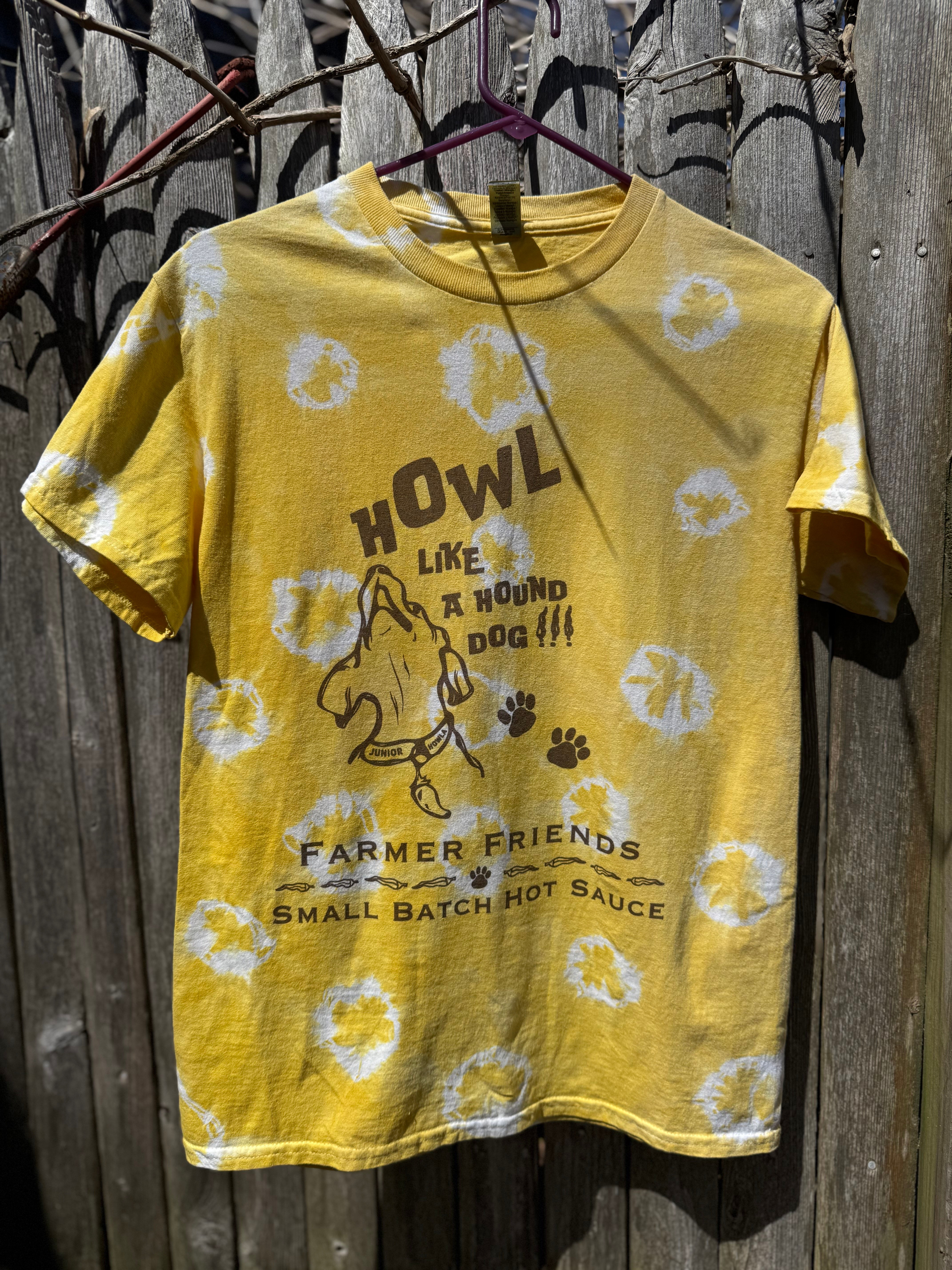 New logo ! Farmer Friends Howla Yellow T-Shirt