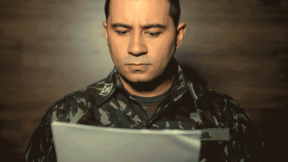 b58fa483128569.5d9fb40138676.gif
