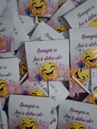 Personalizirane lizalice, personalizirane lizalice za rođendan, rođendan, igraonica, lizalice za igraonicu, lizalice za rođendan, rođendan za djecu, castellino, castello