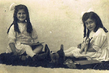 gerta left and eva on right