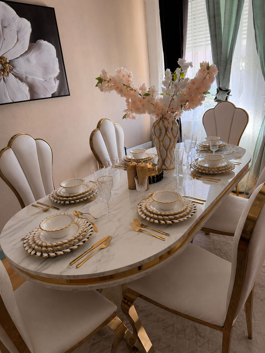 Service Adèle — doré, porcelaine blanche