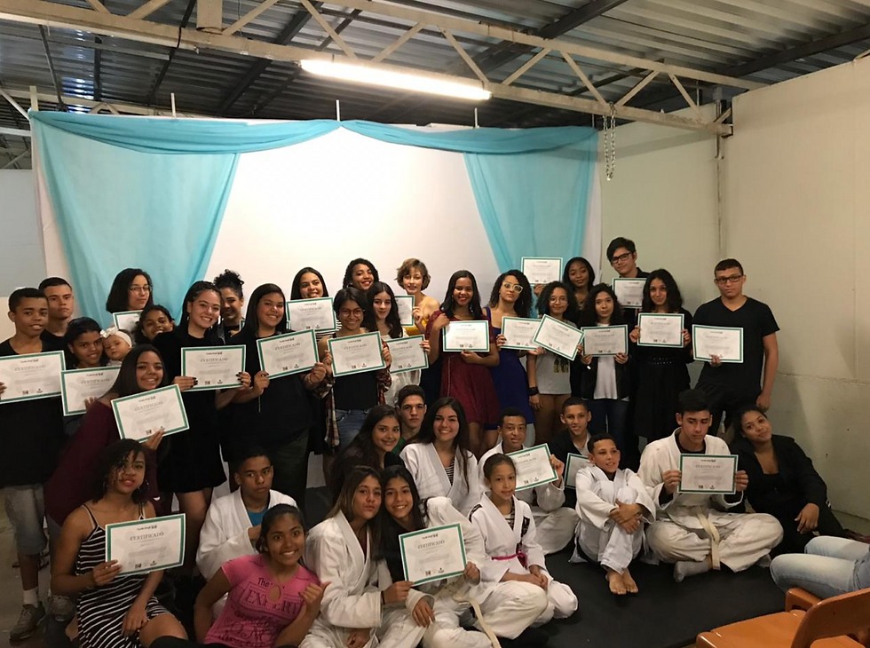 JOVENS LIDERES