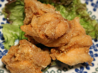 鶏もも肉の唐揚げ 1個
