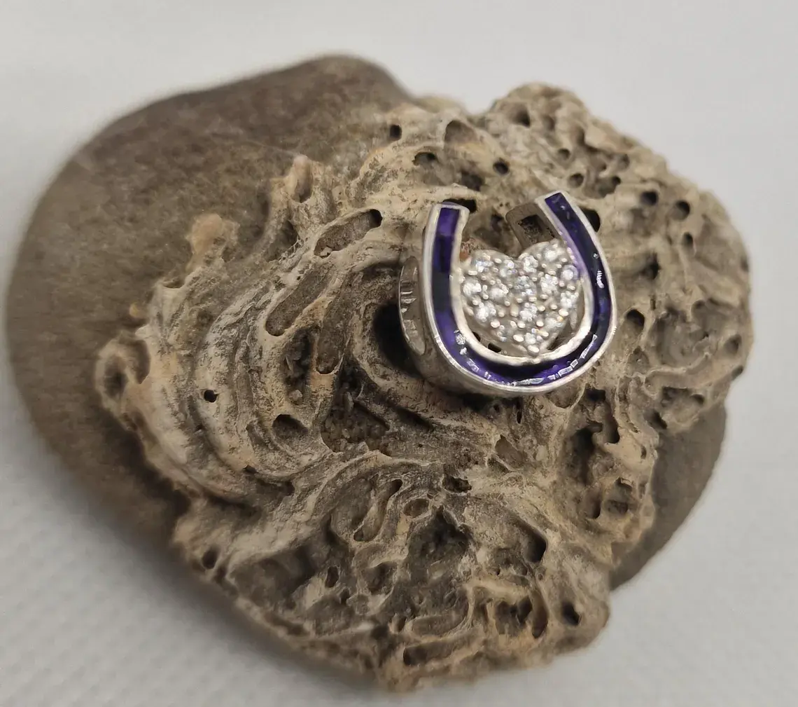 A Mares Memory Bead Charm