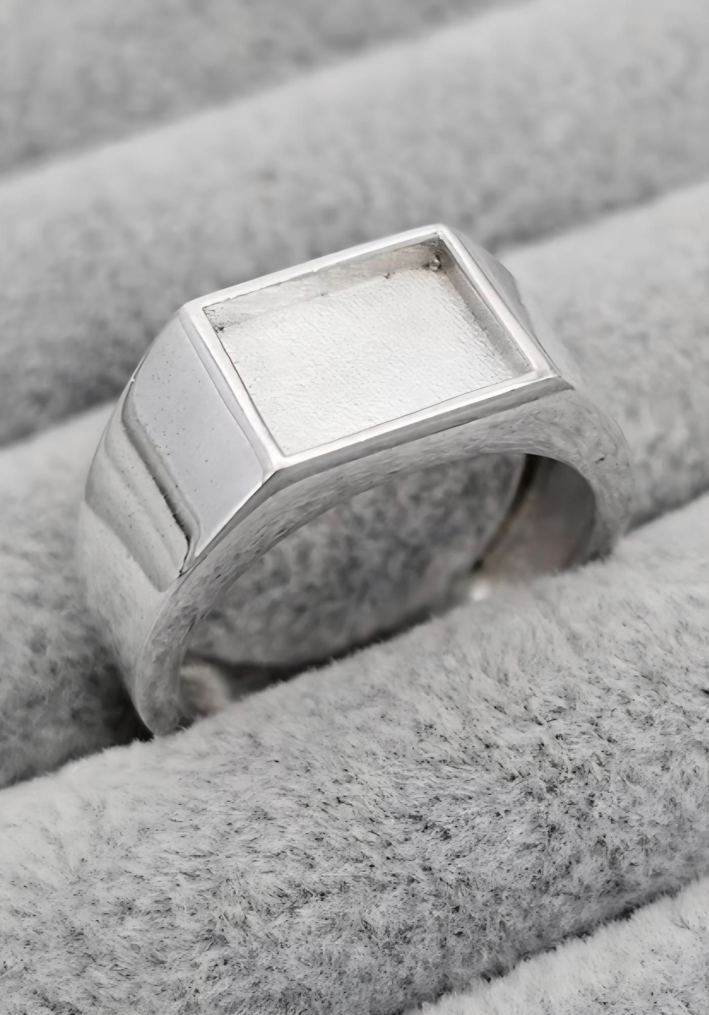 George 925 Sterling Silver Signet Ring